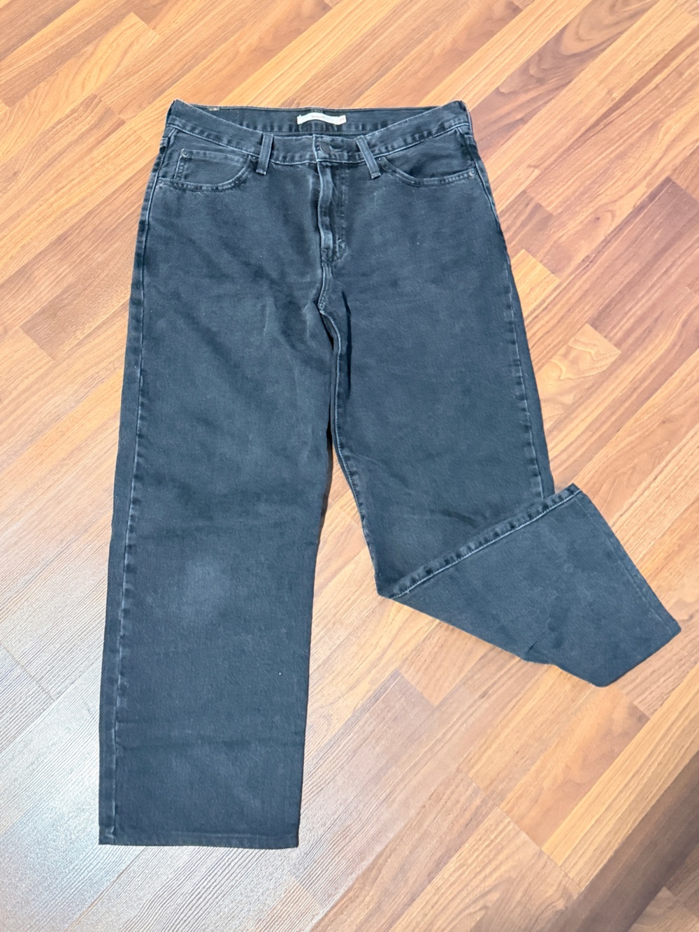 Levi's Women’s Black Baggy Jeans - Picture 3 of 4